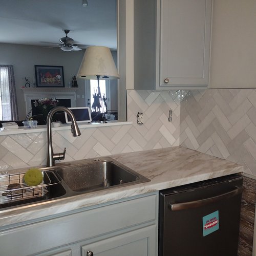Kitchen-Backsplash-Renovation-6 | Charlotte, North Carolina's #1 Shower Installer | Free On-Site Quotes | (386) 307-6295 |  Proudly serving the Moorseville, Lake Norman, and North Mecklenburg areas.